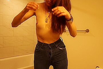18 Year Oluniversity Of Chicago Econ Major Stripteases Fucks Up Test Cum In My Butt Sir Please?