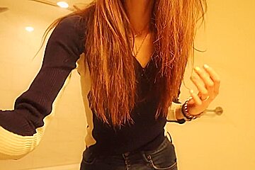 18 Year Oluniversity Of Chicago Econ Major Stripteases Fucks Up Test Cum In My Butt Sir Please?