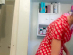 18-YEAR-OLD STEP SISTER SPIED 8