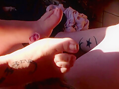 2014 Footjob