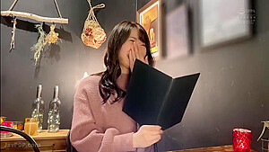 240308二十一歳の美少女さんの性的動画b1