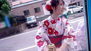 240329花火大会に行く子を捕まえたa1