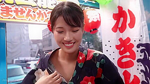 240329花火大会に行く子を捕まえたa3
