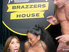 4: Episode 8 With Jenna Foxx, Nicole Doshi And Victoria Cakes