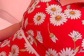 44yo Milf Jenny Playing With Clit