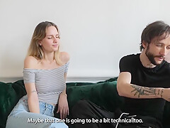A Teur Francais - Jeu Du Gout Jembrasse Ma Meilleure Amie Et Je Rigole Avec Elle (eng Sub)