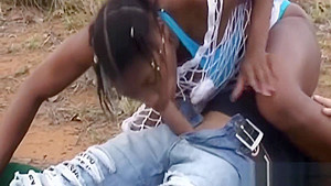 African babes blowing and riding boners outdoors