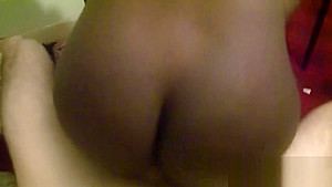 African beauty mastering a huge wiener in POV