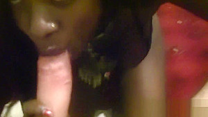 African beauty mastering a huge wiener in POV