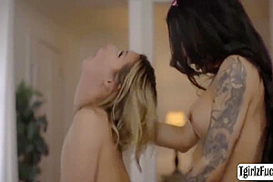 Aiden Ashley And Eva Maxim In Big Tits Tranny Fucks Hot Sales Agent Tight Pussy 10 Min