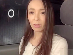 Alluring Asian milf gets persuaded to have some steamy car sex