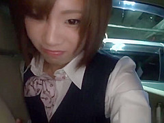 Alluring Japanese AV model is cock sucking teen 18+ in the car