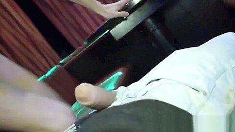 Amateur stud cocksucking pov until cuminmouth