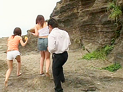 Arisa Kanno in I Flowed to Uninhabited Island