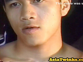 Asian Amateur Handsome Stud Enjoys 3some With
