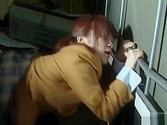 Asian babe enjoys lust in the car