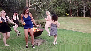 Aussie lesbo group babes