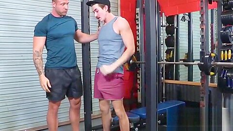 Big Step daddy Sucking Cock At The Gym