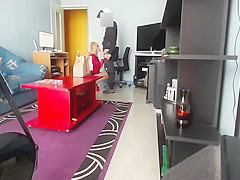 Bimbo Suce Un Coursier 3 Min