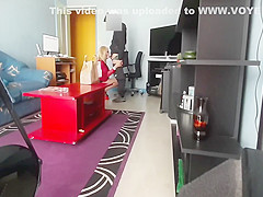 Bimbo Suce Un Coursier 3 Min