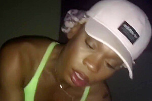 Black Tranny Sucks Dick