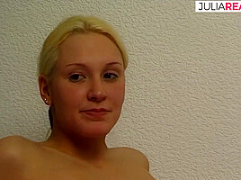 Blonde Slut Rubs Clit And Squeezes Tits While Naked - RetroGermanSpannerTour