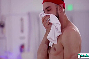 Blonde Transexual Trade Blowjob And Fuck Straight Guy In Gym 10 Min - Johnny B And Emma Rose