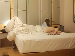 Breast Boosting And Buttocks Plump Girl Lift Her Legs Up An