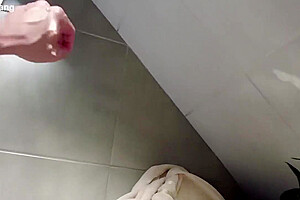 Cassia Fernandes - Hot Shemale Takes A Quick Fuck In The Kitchen