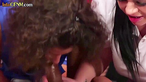 Cfnm Femdom Ir Cheerleaders Suck Cock In The Locker Room