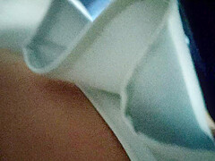 Cole rica upskirt en disco
