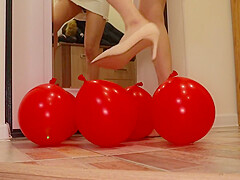 Heels Crush Balloons Crushing Heels