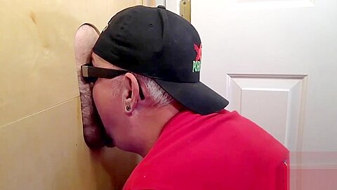 Cum Pumping Gloryhole Suck Off