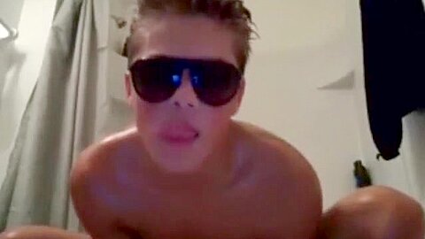 Cute 19 Year Old In The Shower