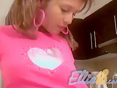 Cute Doesnt Mind You Watching Her Masturbate