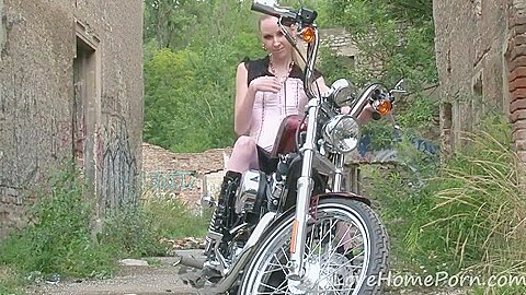 Cute teen 18+ Is Amazed By A Big Bike