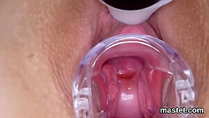 Czech Cutie Gapes Her Spread Slit To The Peculia