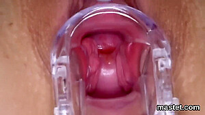 Czech Cutie Gapes Her Spread Slit To The Peculia