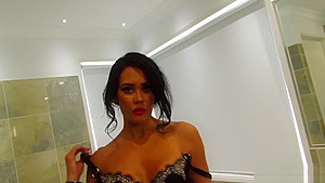 Drilling your hot australian stepmom while Step dads making money for the family