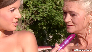 Dude Finds Old Blonde Step mom Toying His Gfs Pussy