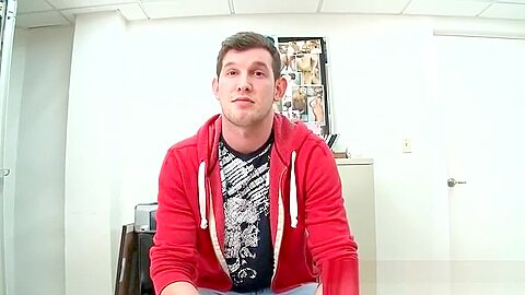 Dude gets his ass buttered in office