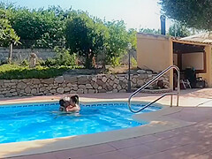 Esposa Amateur Culona Esta Muy Hot Para Fol R Duro En La Piscina