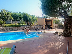 Esposa Amateur Culona Esta Muy Hot Para Fol R Duro En La Piscina