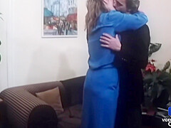 Et Ont Le Meme Amant 12 Min - Dominique Saint Claire And Marianne Aubert