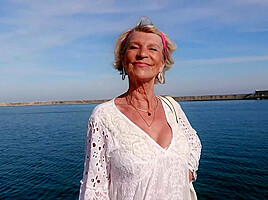 Eva's farewell tour, 70 years old!