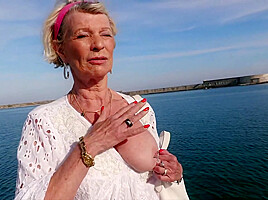 Eva's farewell tour, 70 years old!