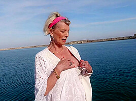 Eva's farewell tour, 70 years old!