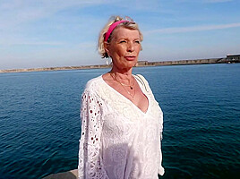 Eva's farewell tour, 70 years old!