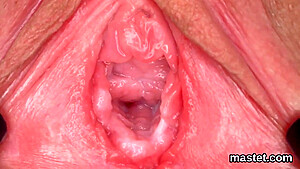 Frisky Czech teen 18+ Gapes Her Wet Vulva To The Strange