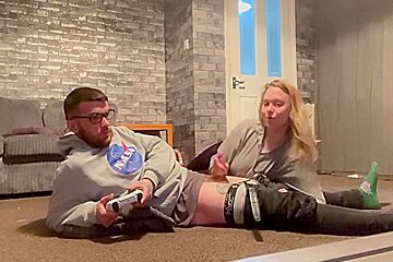 Gaming And Having My Cock Sucked   any Boys Dream!!